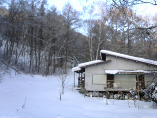 長野県菅平高原 ゆたか山荘 西側(坂上) 2026/01/16 07:30