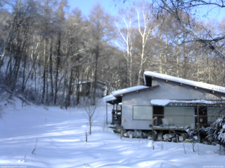 長野県菅平高原 ゆたか山荘 西側(坂上) 2026/01/16 09:15