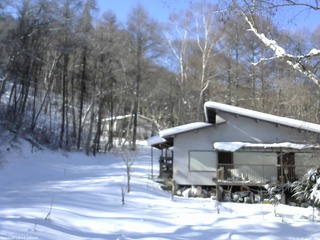 長野県菅平高原 ゆたか山荘 西側(坂上) 2026/01/16 11:15