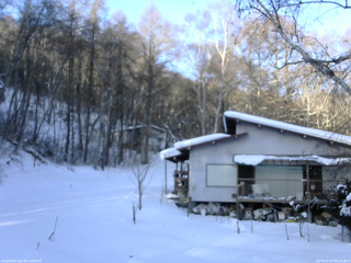 長野県菅平高原 ゆたか山荘 西側(坂上) 2026/01/17 08:15