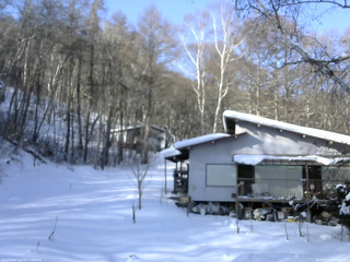 長野県菅平高原 ゆたか山荘 西側(坂上) 2026/01/17 09:45