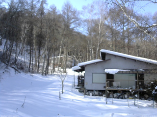 長野県菅平高原 ゆたか山荘 西側(坂上) 2026/01/17 12:30