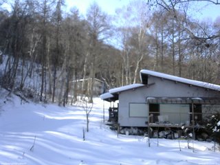 長野県菅平高原 ゆたか山荘 西側(坂上) 2026/01/17 13:00