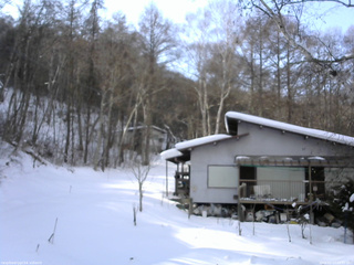 長野県菅平高原 ゆたか山荘 西側(坂上) 2026/01/17 13:45