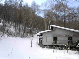 長野県菅平高原 ゆたか山荘 西側(坂上) 2026/01/17 14:00