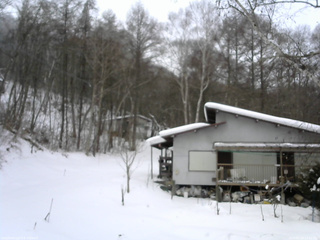長野県菅平高原 ゆたか山荘 西側(坂上) 2026/01/18 13:15