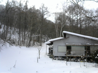 長野県菅平高原 ゆたか山荘 西側(坂上) 2026/01/18 14:00