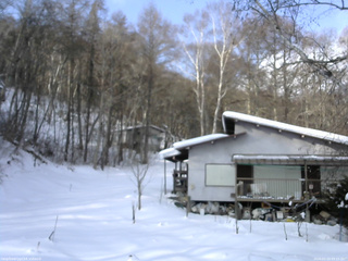 長野県菅平高原 ゆたか山荘 西側(坂上) 2026/01/19 09:15