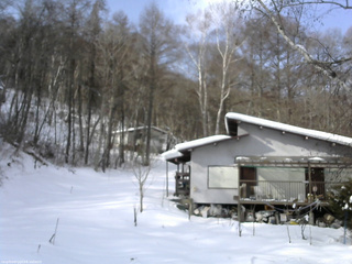 長野県菅平高原 ゆたか山荘 西側(坂上) 2026/01/19 10:30