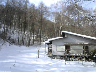 長野県菅平高原 ゆたか山荘 西側(坂上) 2026/01/19 10:45