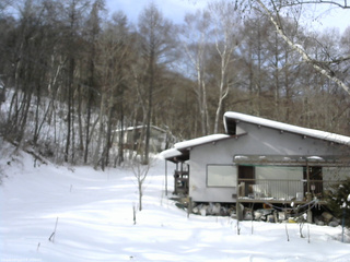 長野県菅平高原 ゆたか山荘 西側(坂上) 2026/01/19 11:00