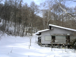 長野県菅平高原 ゆたか山荘 西側(坂上) 2026/01/19 11:30