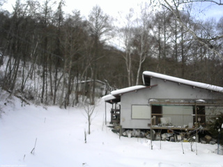 長野県菅平高原 ゆたか山荘 西側(坂上) 2026/01/19 12:30
