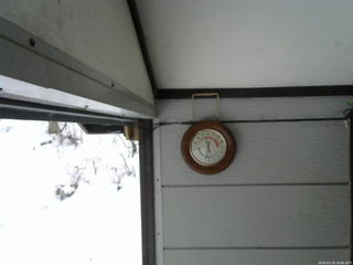 長野県菅平高原 ゆたか山荘 温度計 2026/01/19 16:00