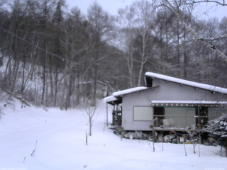 長野県菅平高原 ゆたか山荘 西側(坂上) 2026/01/20 07:00