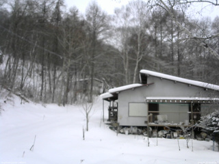 長野県菅平高原 ゆたか山荘 西側(坂上) 2026/01/20 09:00