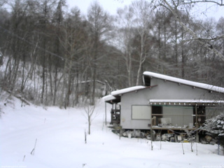 長野県菅平高原 ゆたか山荘 西側(坂上) 2026/01/20 10:15