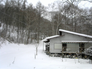 長野県菅平高原 ゆたか山荘 西側(坂上) 2026/01/20 11:00