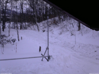 長野県菅平高原 ゆたか山荘 東側(坂下) 2026/01/21 17:00