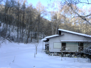 長野県菅平高原 ゆたか山荘 西側(坂上) 2026/01/21 08:00