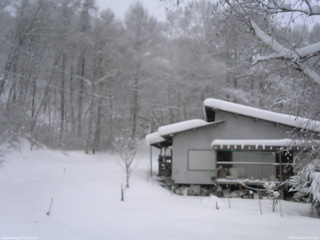 長野県菅平高原 ゆたか山荘 西側(坂上) 2026/01/22 07:30