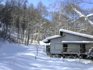 長野県菅平高原 ゆたか山荘 西側(坂上) 2026/01/23 12:30