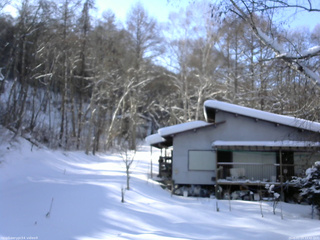 長野県菅平高原 ゆたか山荘 西側(坂上) 2026/01/23 13:45