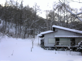 長野県菅平高原 ゆたか山荘 西側(坂上) 2026/01/23 16:00