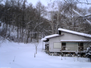 長野県菅平高原 ゆたか山荘 西側(坂上) 2026/01/24 06:45