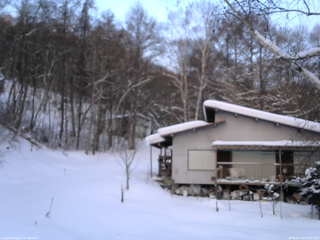 長野県菅平高原 ゆたか山荘 西側(坂上) 2026/01/24 07:00