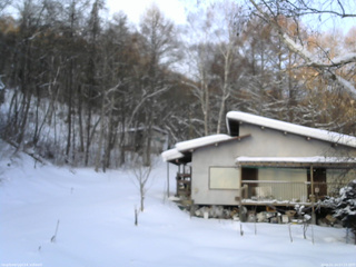 長野県菅平高原 ゆたか山荘 西側(坂上) 2026/01/24 07:15