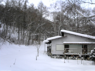 長野県菅平高原 ゆたか山荘 西側(坂上) 2026/01/24 10:00