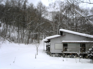 長野県菅平高原 ゆたか山荘 西側(坂上) 2026/01/24 10:45