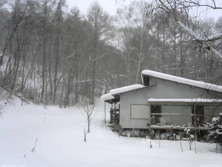 長野県菅平高原 ゆたか山荘 西側(坂上) 2026/01/24 11:15