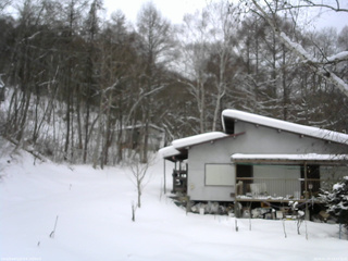 長野県菅平高原 ゆたか山荘 西側(坂上) 2026/01/24 13:15