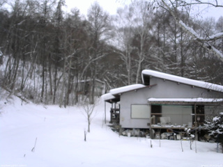 長野県菅平高原 ゆたか山荘 西側(坂上) 2026/01/24 16:15