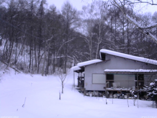 長野県菅平高原 ゆたか山荘 西側(坂上) 2026/01/24 17:00