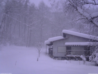 長野県菅平高原 ゆたか山荘 西側(坂上) 2026/01/25 06:45