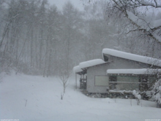 長野県菅平高原 ゆたか山荘 西側(坂上) 2026/01/25 07:00