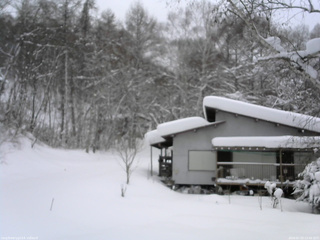 長野県菅平高原 ゆたか山荘 西側(坂上) 2026/01/25 13:45