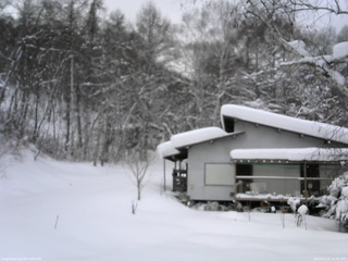 長野県菅平高原 ゆたか山荘 西側(坂上) 2026/01/25 16:00