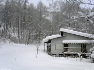 長野県菅平高原 ゆたか山荘 西側(坂上) 2026/01/26 08:45
