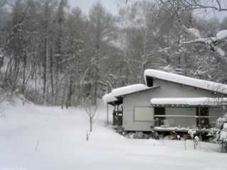 長野県菅平高原 ゆたか山荘 西側(坂上) 2026/01/26 10:00