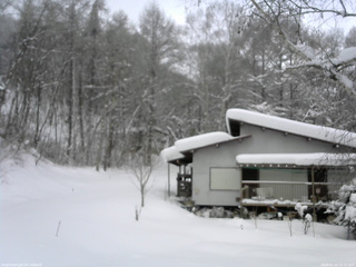 長野県菅平高原 ゆたか山荘 西側(坂上) 2026/01/26 10:15