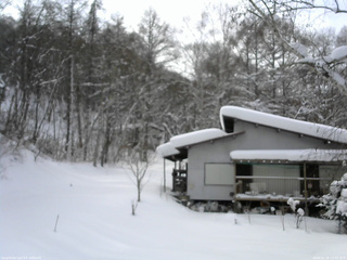 長野県菅平高原 ゆたか山荘 西側(坂上) 2026/01/26 13:45