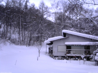 長野県菅平高原 ゆたか山荘 西側(坂上) 2026/01/27 06:45