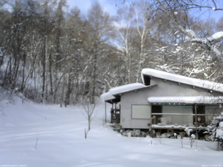 長野県菅平高原 ゆたか山荘 西側(坂上) 2026/01/27 09:00