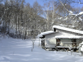 長野県菅平高原 ゆたか山荘 西側(坂上) 2026/01/27 10:00