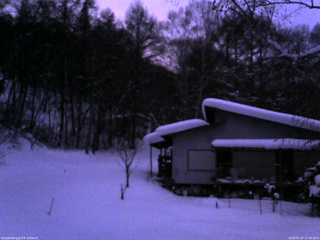 長野県菅平高原 ゆたか山荘 西側(坂上) 2026/01/27 17:30