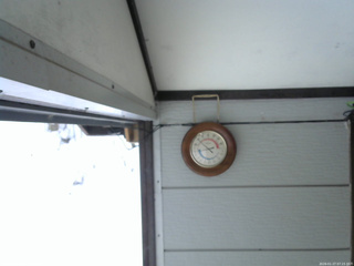 長野県菅平高原 ゆたか山荘 温度計 2026/01/27 07:15